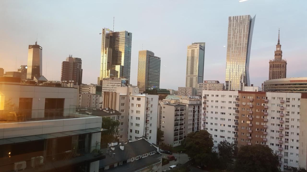 Apartament Chmielna Warschau Buitenkant foto